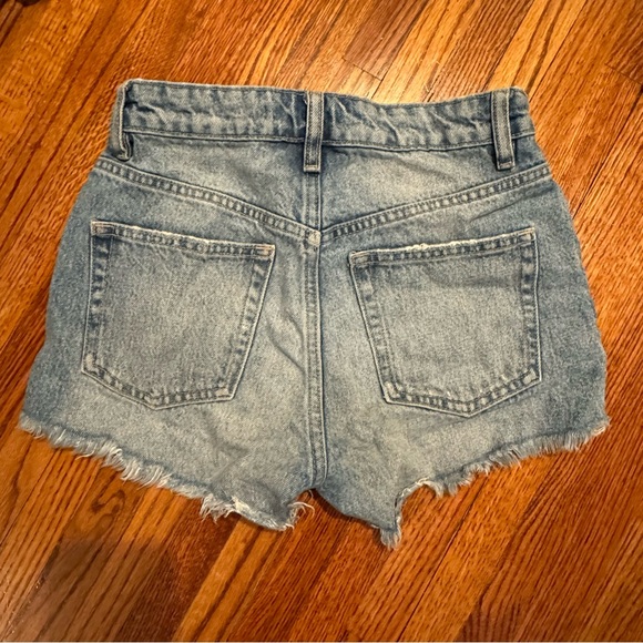 Zara Jean Shorts - Picture 2 of 5